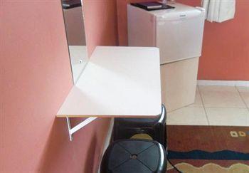 Inn Don Raton 2*